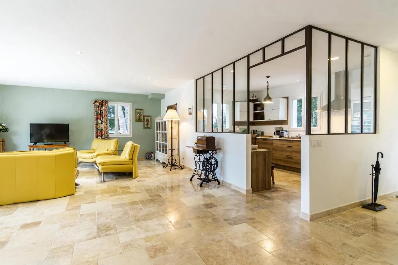 Stunning House On The Edge Of The Luberon Villa Cheval-Blanc Holiday home