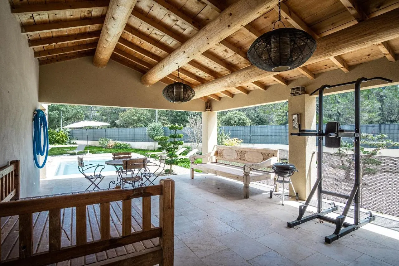 Stunning House On The Edge Of The Luberon Villa Cheval-Blanc France